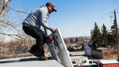 Flat Roofer Helper Job in Canada